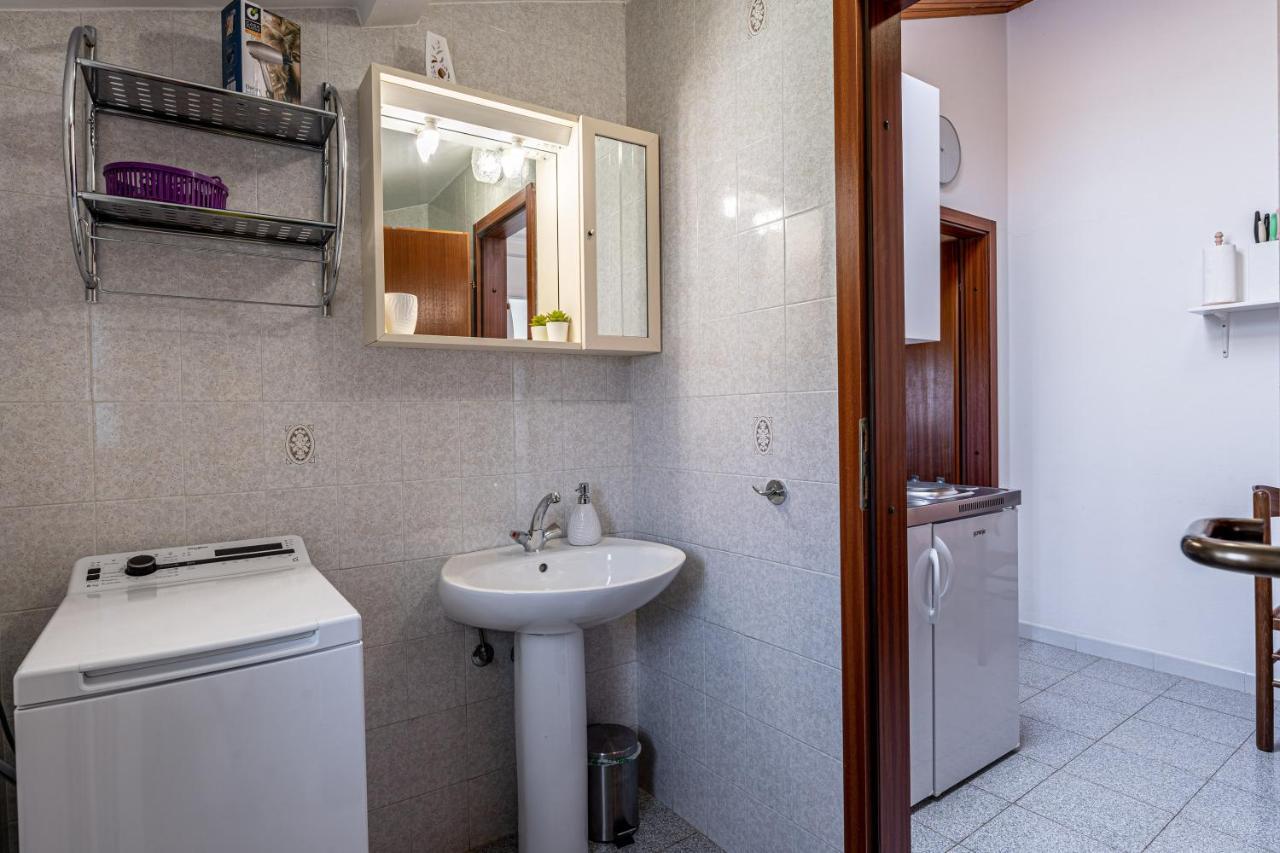Apartmani Mirela Banjole Exteriör bild