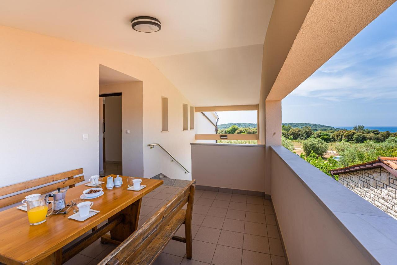 Apartmani Mirela Banjole Exteriör bild